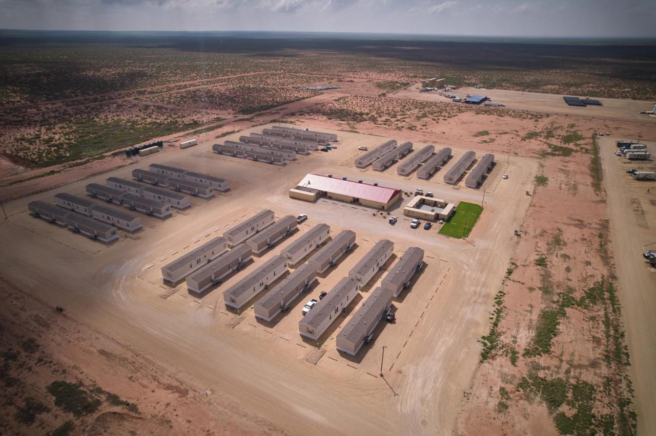 Ellipse Global Lodge Carlsbad Bagian luar foto